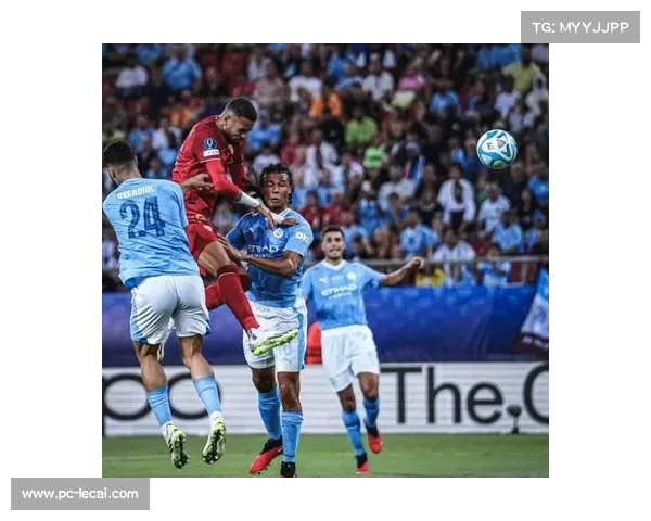 威尔逊兜射险些破门 被埃德森神勇扑救力保曼城不失 威尔逊兜射险些破门 被埃德森神勇扑救力保曼城不失