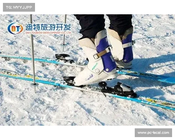 冰雪产业规模达9700亿元 滑雪杖雪镜等装备销量增长明显 冰雪产业规模达9700亿元 滑雪杖雪镜等装备销量增长明显